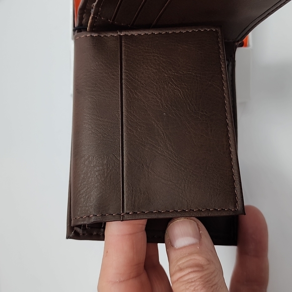 DOCKERS HANDCRAFTED MENS BROWN WALLET - Picture 8 of 11